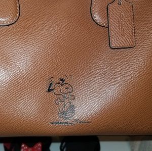 Coach
Bennett Peanuts Snoopy Limited Edition